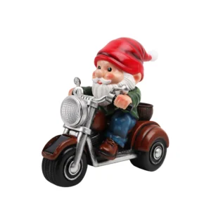 SM24179_Gnome_RidingMotorcycle_with_Solar_Light