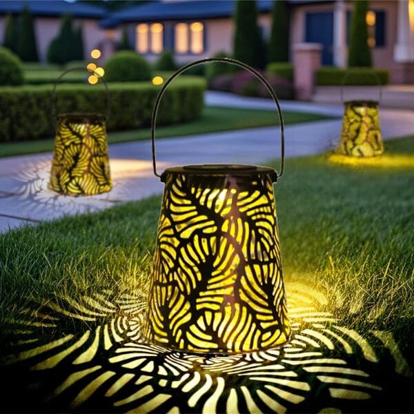 SM24913 Hollow out Solar Lantern Light (2)