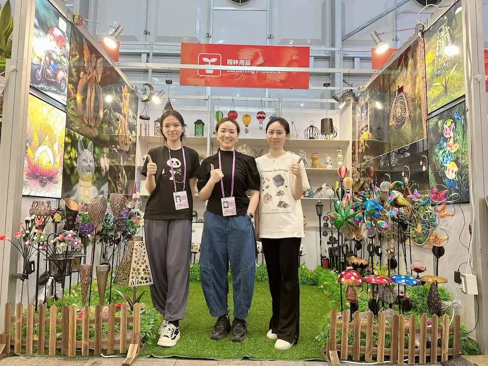 135th canton fair photos with clients