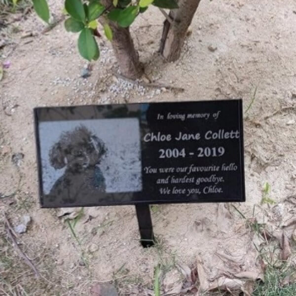 decorative grave plaque stand