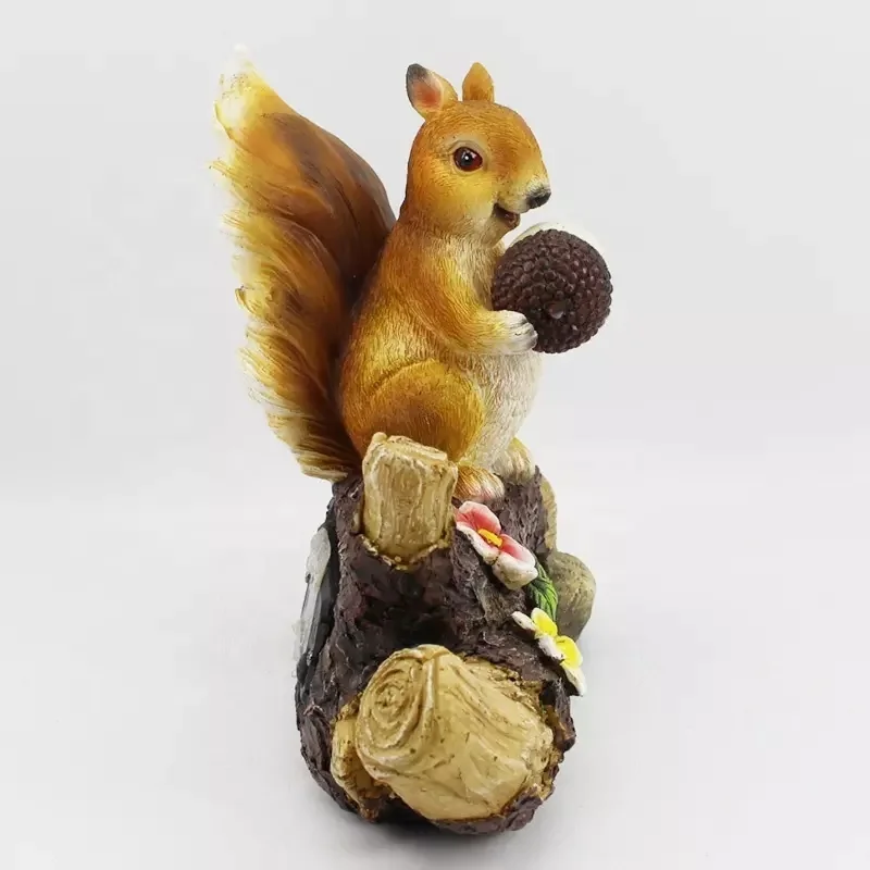 SM221133 Solar Squirrel Eating Pine Cone Resin Statue - Freestanding Light-Up Animal Sculpture_3