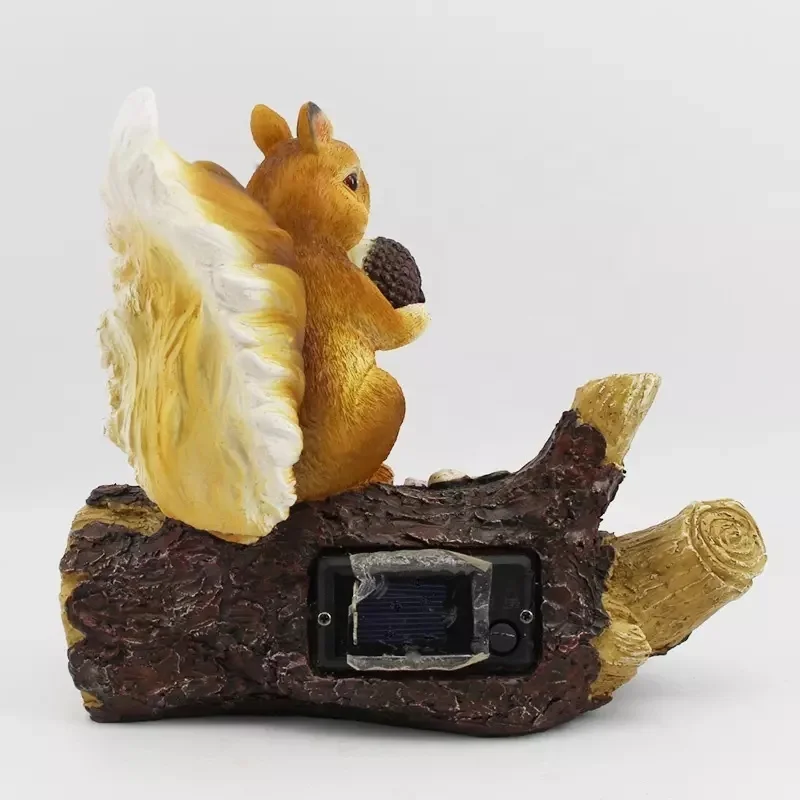 SM221133 Solar Squirrel Eating Pine Cone Resin Statue - Freestanding Light-Up Animal Sculpture_4