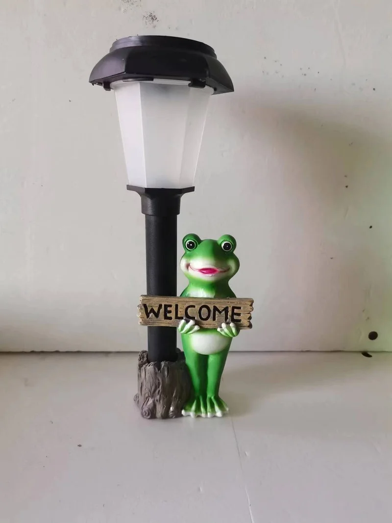 SM221182 Solar Frog Resin Statue with Welcome Sign Freestanding Light Animal_2