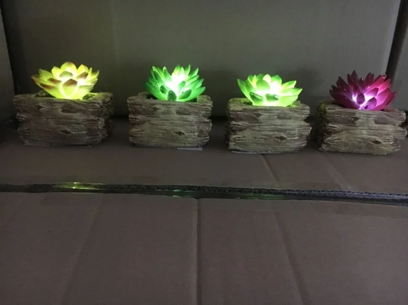 SM221194 Small Textured Bronze Resin Statue - Succulent Solar Decorative Freestanding Light_2