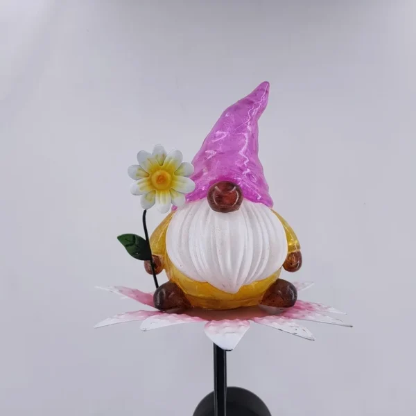 SM221366 Resin Gnome Statue with Solar LED Freestanding Light_3