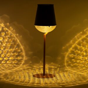 sm221420 metal iron solar tabletop lamp