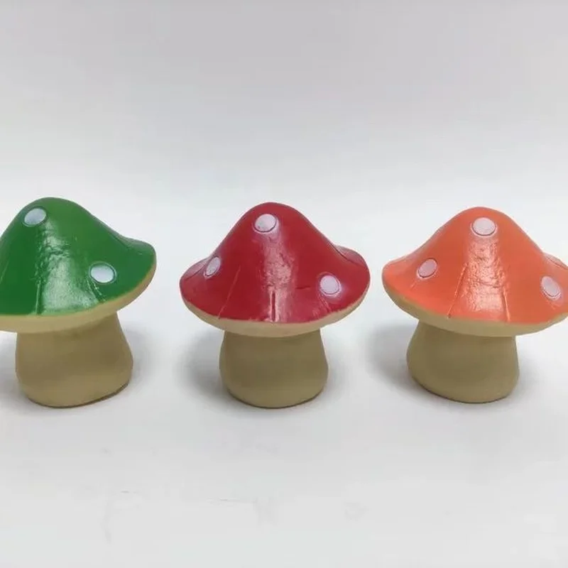 SM221538 Mushroom Resin Statue Solar Freestanding Light