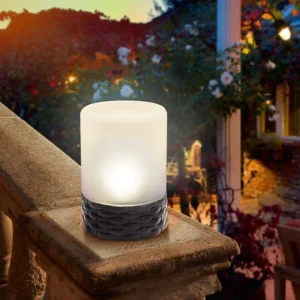 SM221627 ABS Plastic Solar Rattan Tabletop Light