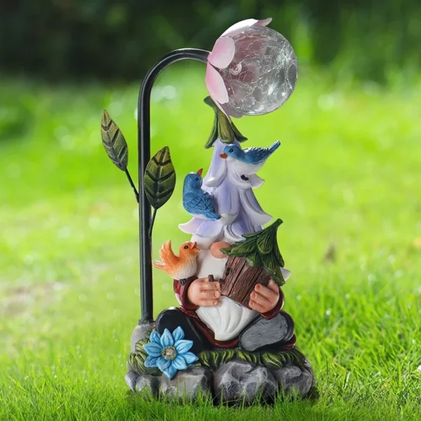 SM221635 Solar Powered Resin Garden Gnome Statue with Freestanding Light_2