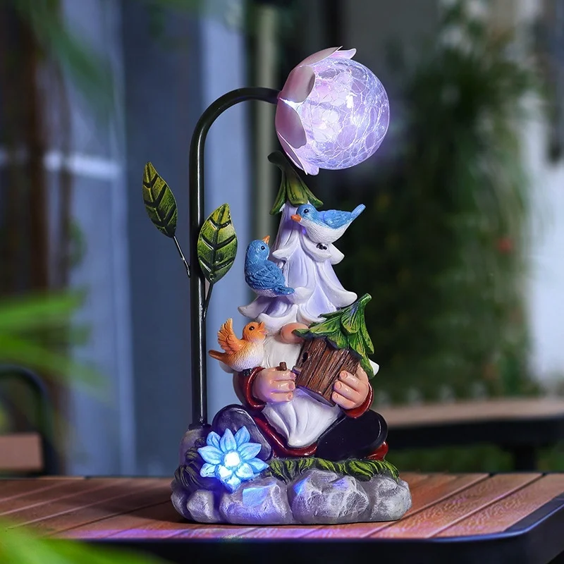 SM221635 Solar Powered Resin Garden Gnome Statue with Freestanding Light_5
