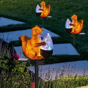 SM22541 Solar Stake Light Resin Statue - Cute Squirrel Holding Nut Animal_2