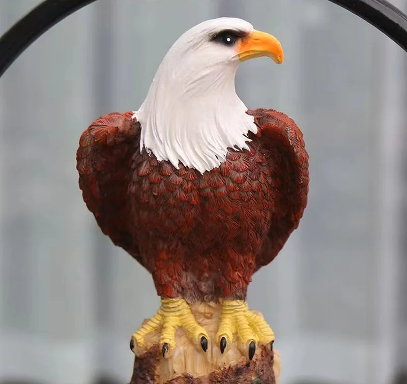 SM22547 Solar Powered Resin Eagle Bird Statue Freestanding Night Light_5