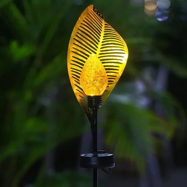 SM22859 Hollow-Out Metal Iron Leaf Design Solar Stake Lantern Light_2
