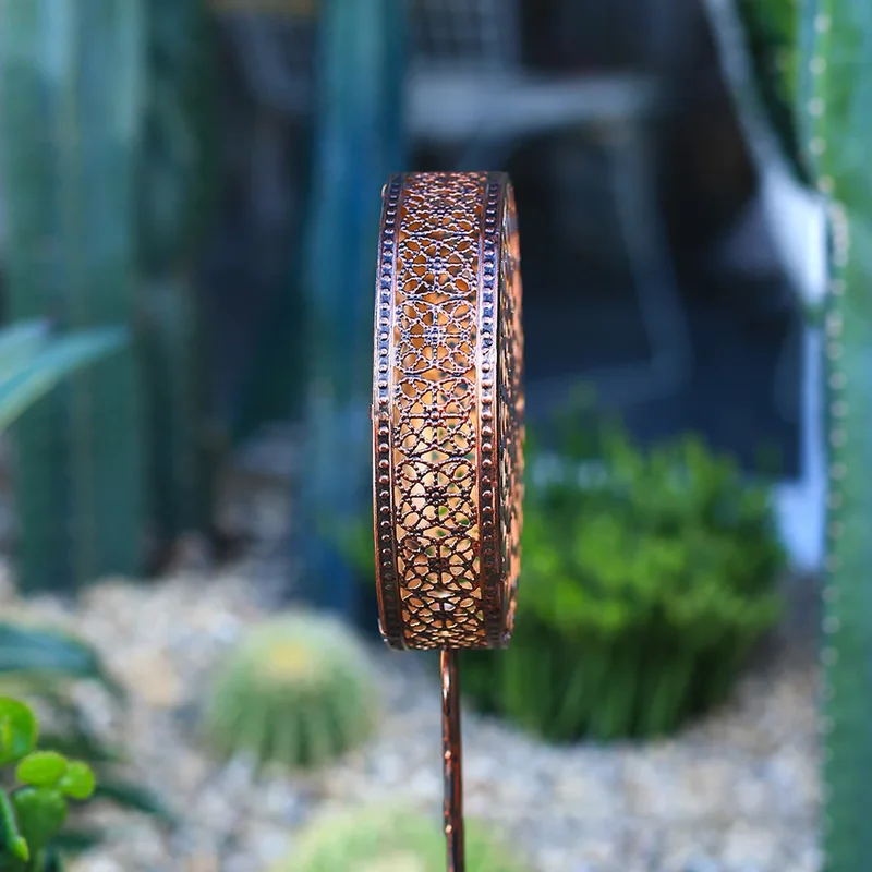 SM231343 Plastic PP Hollow Flower Drum Solar Stake Light_8