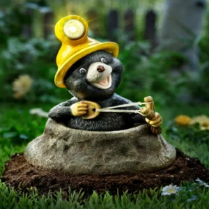 SM23334 Solar Headlamp Resin Susliks Statue Tabletop Light