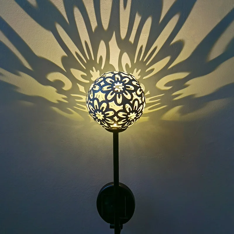 SM24015 PP Plastic Hollow Globe Solar Stake Light Shade_6