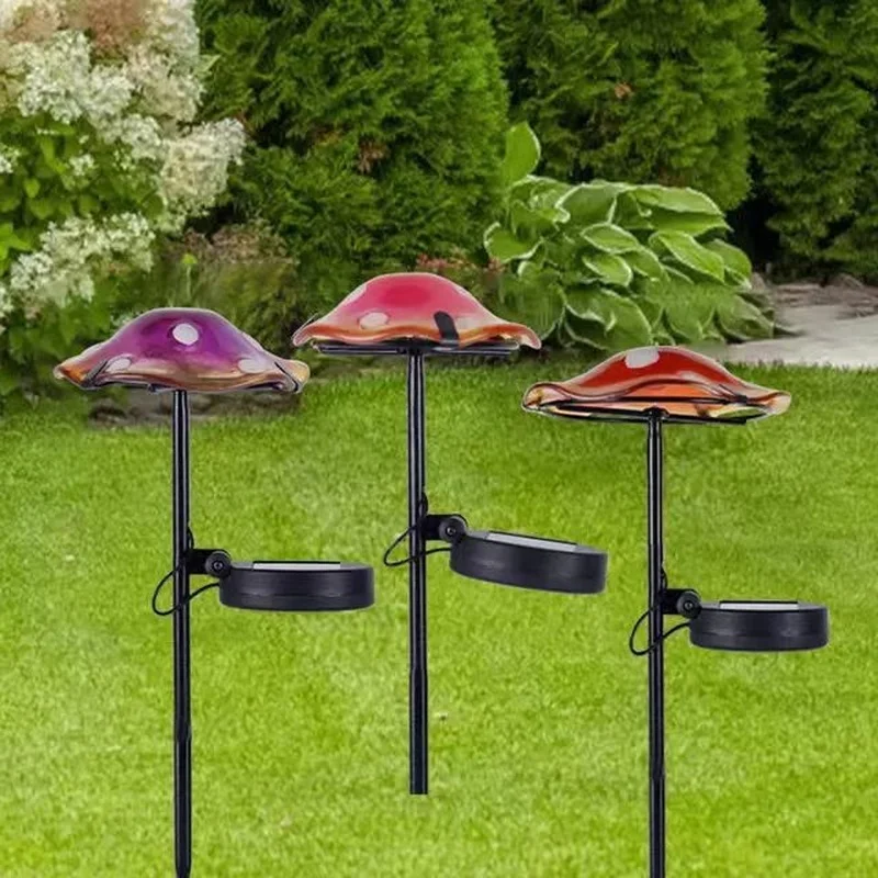 SM241058 PP Plastic Mushroom Shape Solar Stake Light