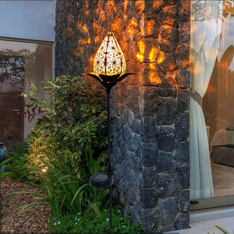 SM241066 Modern Medium Silver Plastic PP Hollow-Out Solar Stake Lantern Light