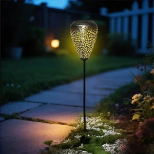 SM241067 Metal Iron Hollow-Out Decorative Solar Stake Pathway Lantern