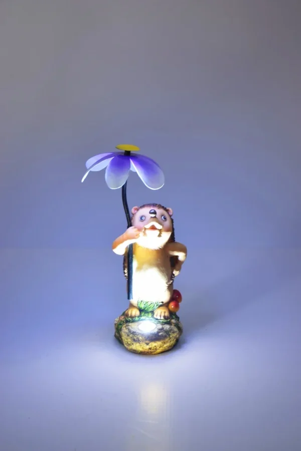 SM241115 - Solar Hedgehog Resin Statue with Flower, Freestanding Light Animal Decor_2