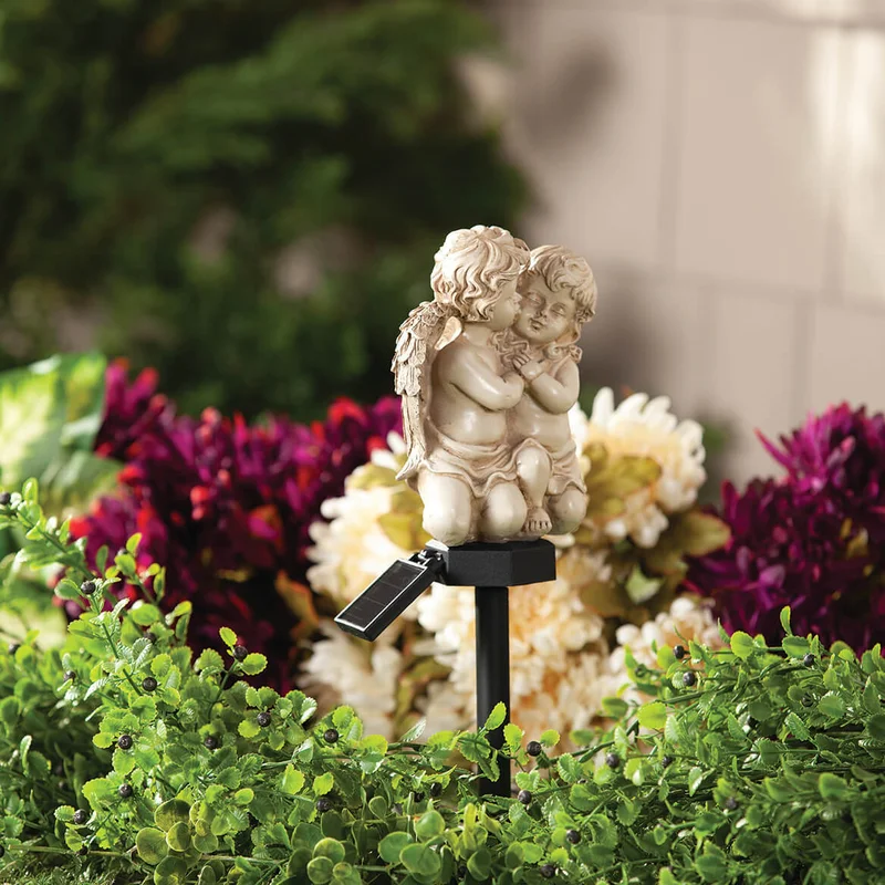 SM24599 Solar Stake Light Resin Statue of Little Angel Couple_9