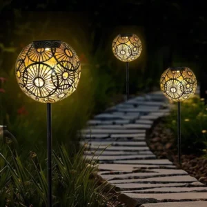 SM24647 Metal-iron Silver Hollow-Out Solar Garden Tabletop Lantern Light_5