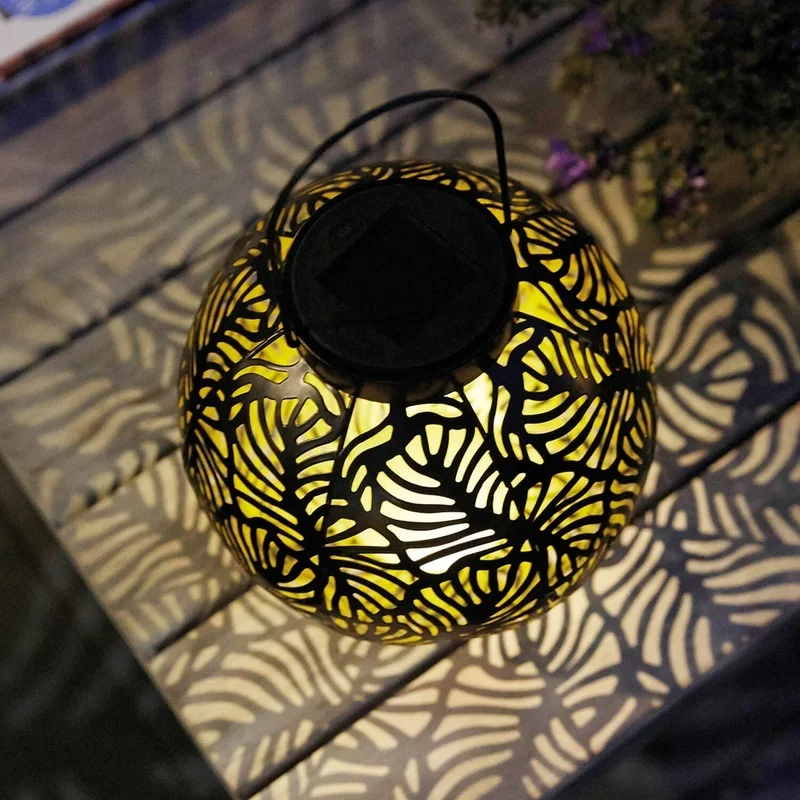 SM24667 Metal-iron Black Hollow-Out Solar Lantern for Hanging or Tabletop Use_5
