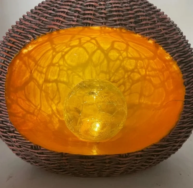 SM24763 Solar Lamp Resin Statue for Outdoor Vase and Tabletop Lighting_2