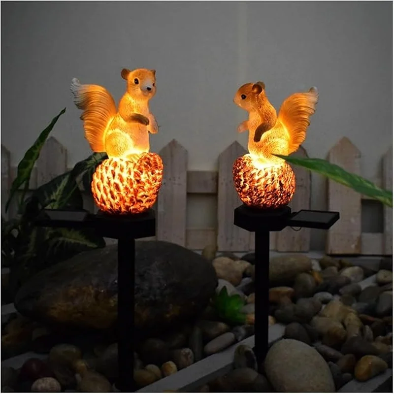 SM24782 Resin Squirrel Statue Garden Solar Outdoor Light Animal Decor Freestanding_4