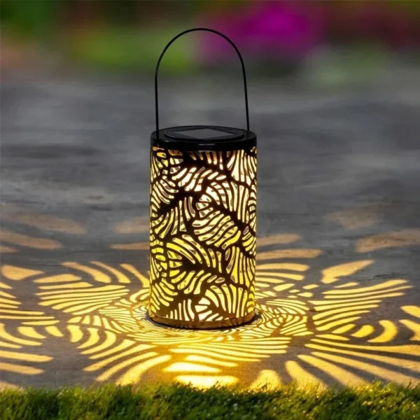 SM24936 Cylindrical Hollow Leaf Plastic PP Solar Hanging Light_1