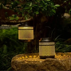 SM25185 Red Plastic PP Decorative Solar Hanging Lantern with Handle