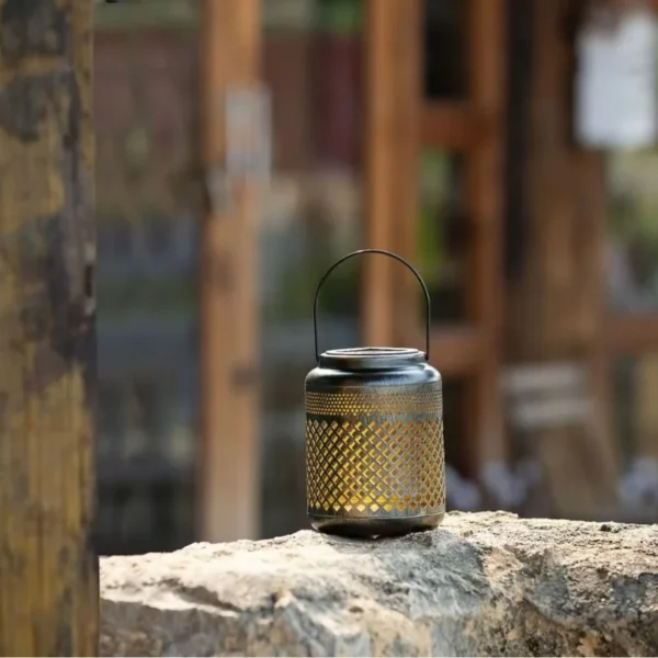 SM25185 Red Plastic PP Decorative Solar Hanging Lantern with Handle_3