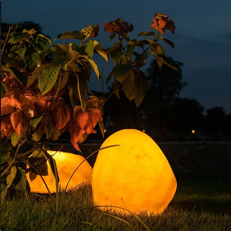 SM25283 Solar Stone Lamp Resin Statue Tabletop Light_2
