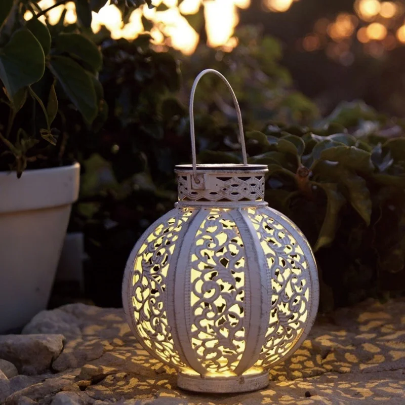 SM25293 Hollowed-Out Metal Iron Solar Hanging Lantern Light_6