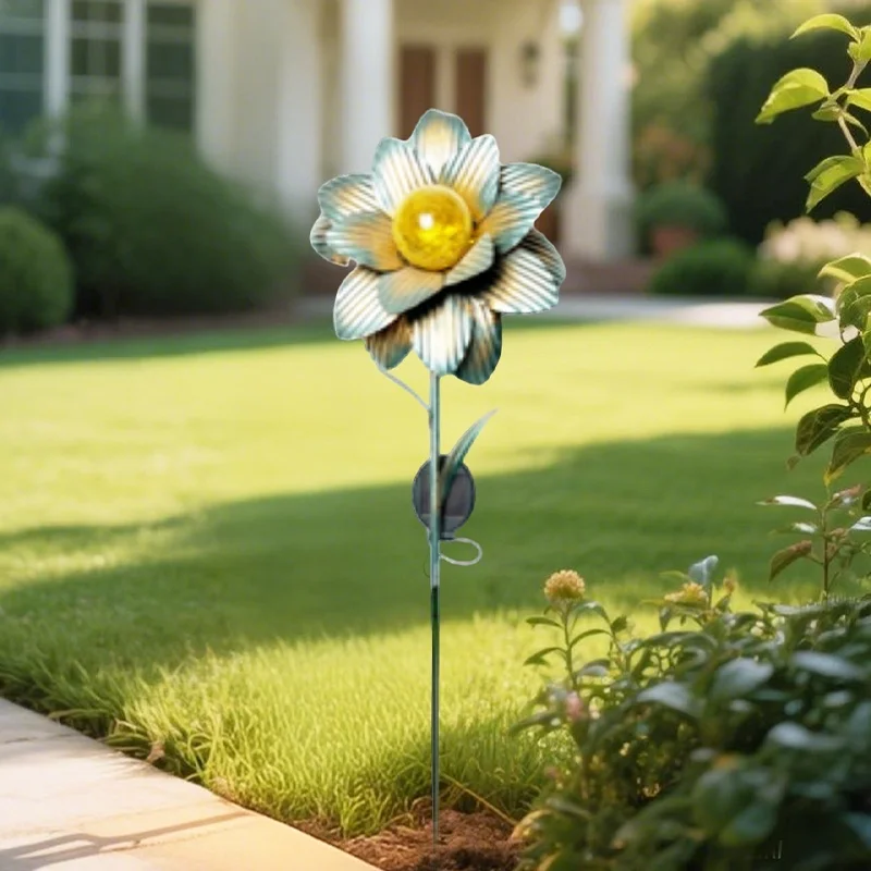 SM25360 Solar Stake Light with Plastic, PP, Metal, Iron, and Lotus Flower Design