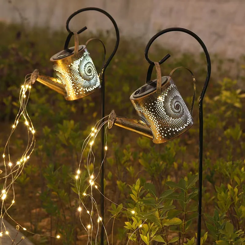 SM25459 Plastic PP Hollow-Out Watering Can Solar Stake Lantern Light_2