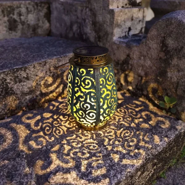 SM25470 Decorative Hollow-out Plastic PP Solar Hanging Lantern