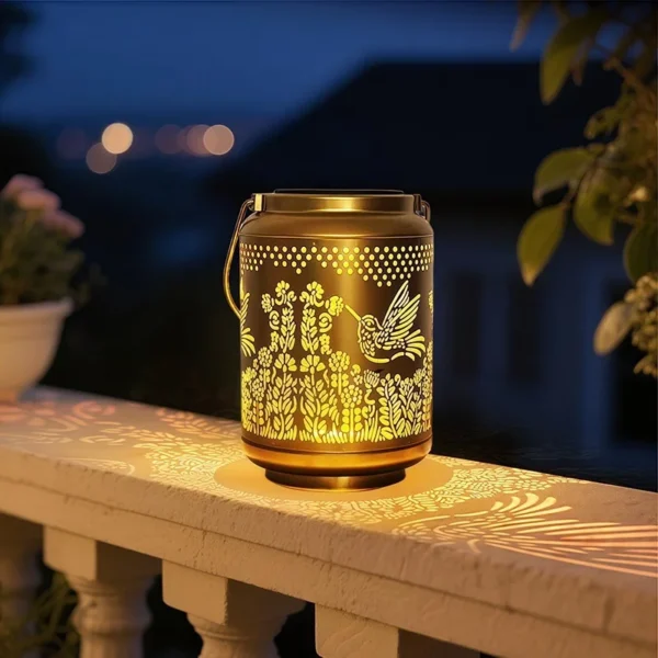 SM25502 Plastic PP Hollow-Out Hummingbird Bird Solar Hanging Lantern Light_3