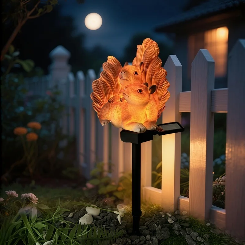 SM25530 Squirrel Resin Statue Solar Stake Light Animal_2