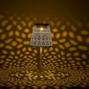 sm25684 hollow out pp plastic solar table lamp lantern for tabletop use