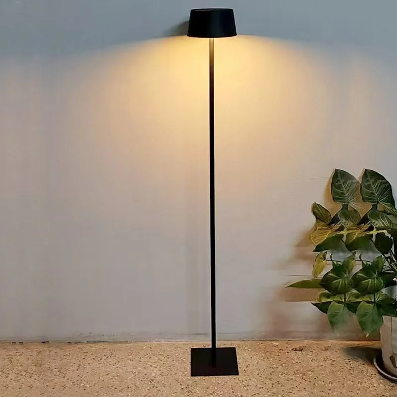 SM25879 Outdoor Solar Powered Metal Iron Floor and Tabletop Lamp_3