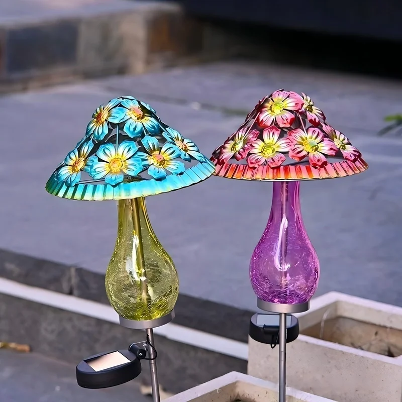 SM25907 Solar Powered Metal Iron Mushroom Tabletop Lamp_2