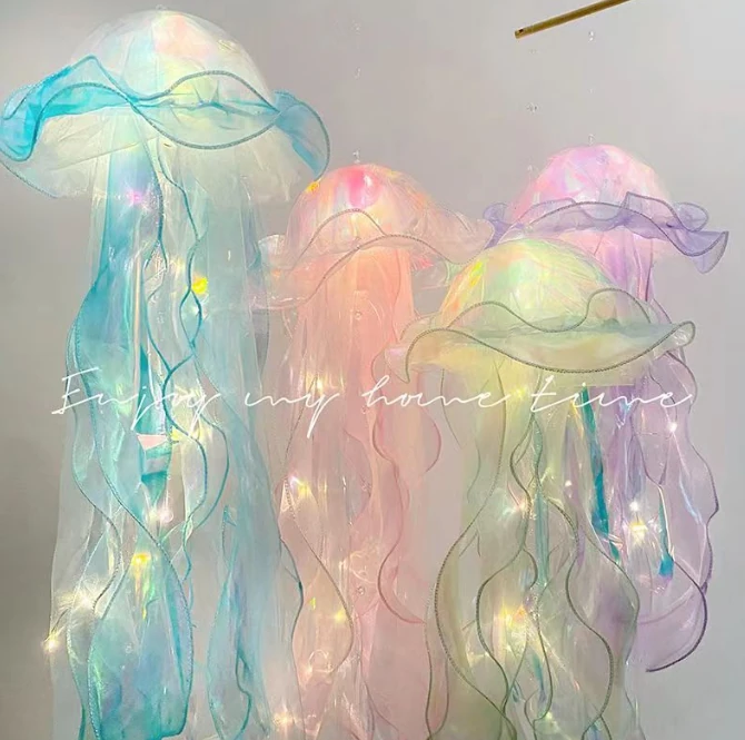 B2B Jellyfish Light Factory