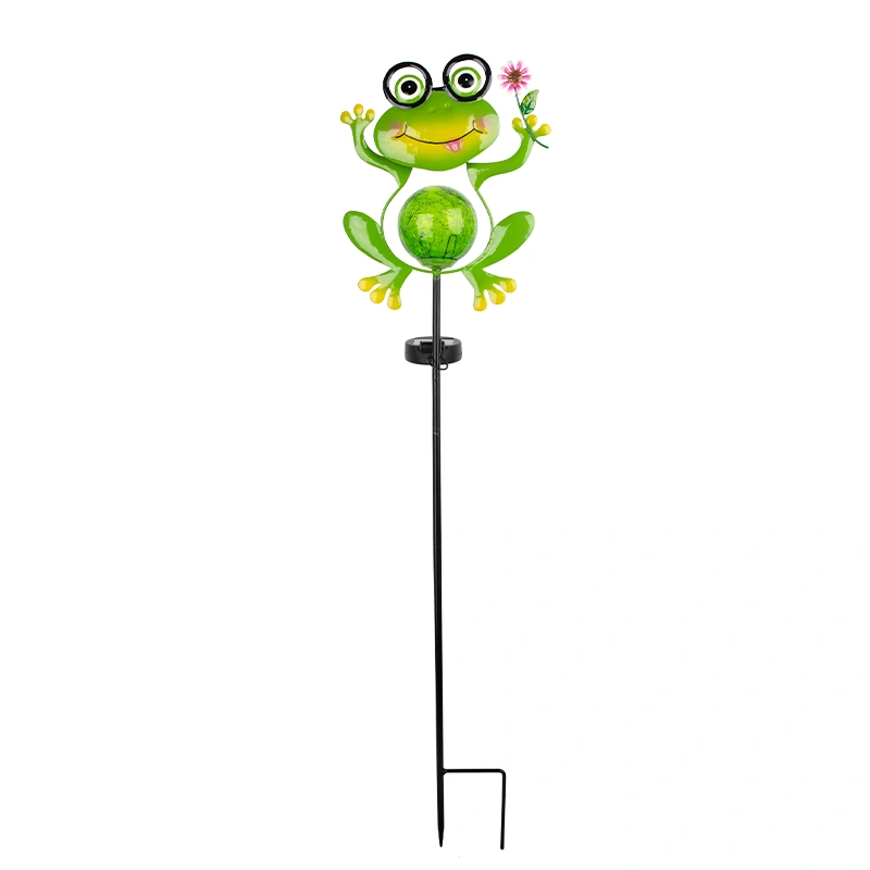 14 trade frog solar lights