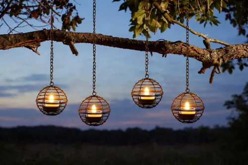 6 glowyard hanging solar lights