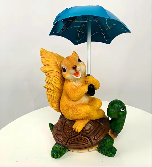 sm251278 polyresin solar powered squirrel holding umbrella light (1)
