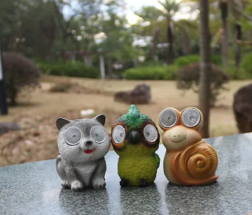 sm251286 resin animal solar light (1)