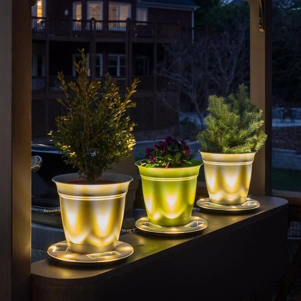 TableTop & Freestanding Solar Lights
