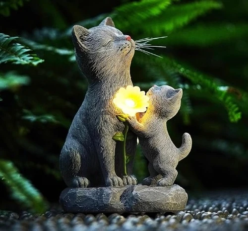 2 solar cat garden statue outdoor decor – mother & kitten
